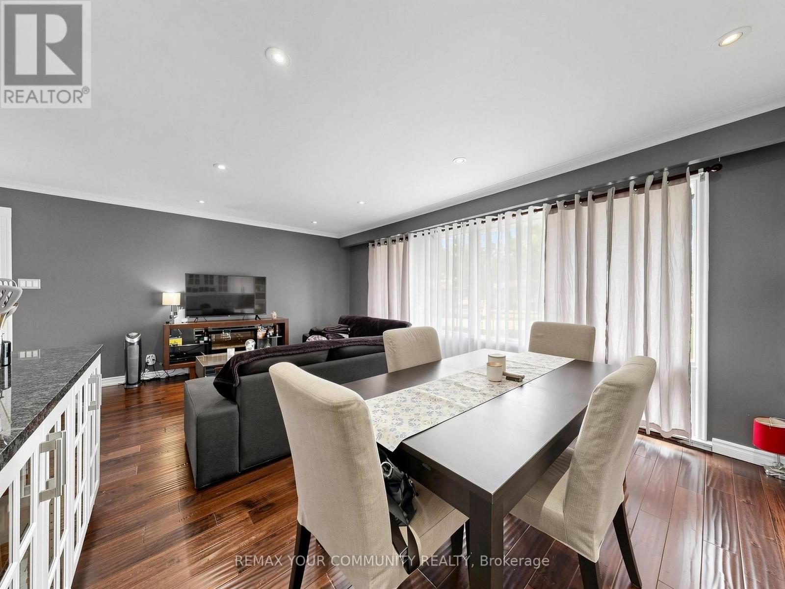 44 LEWISTON ROAD - 12