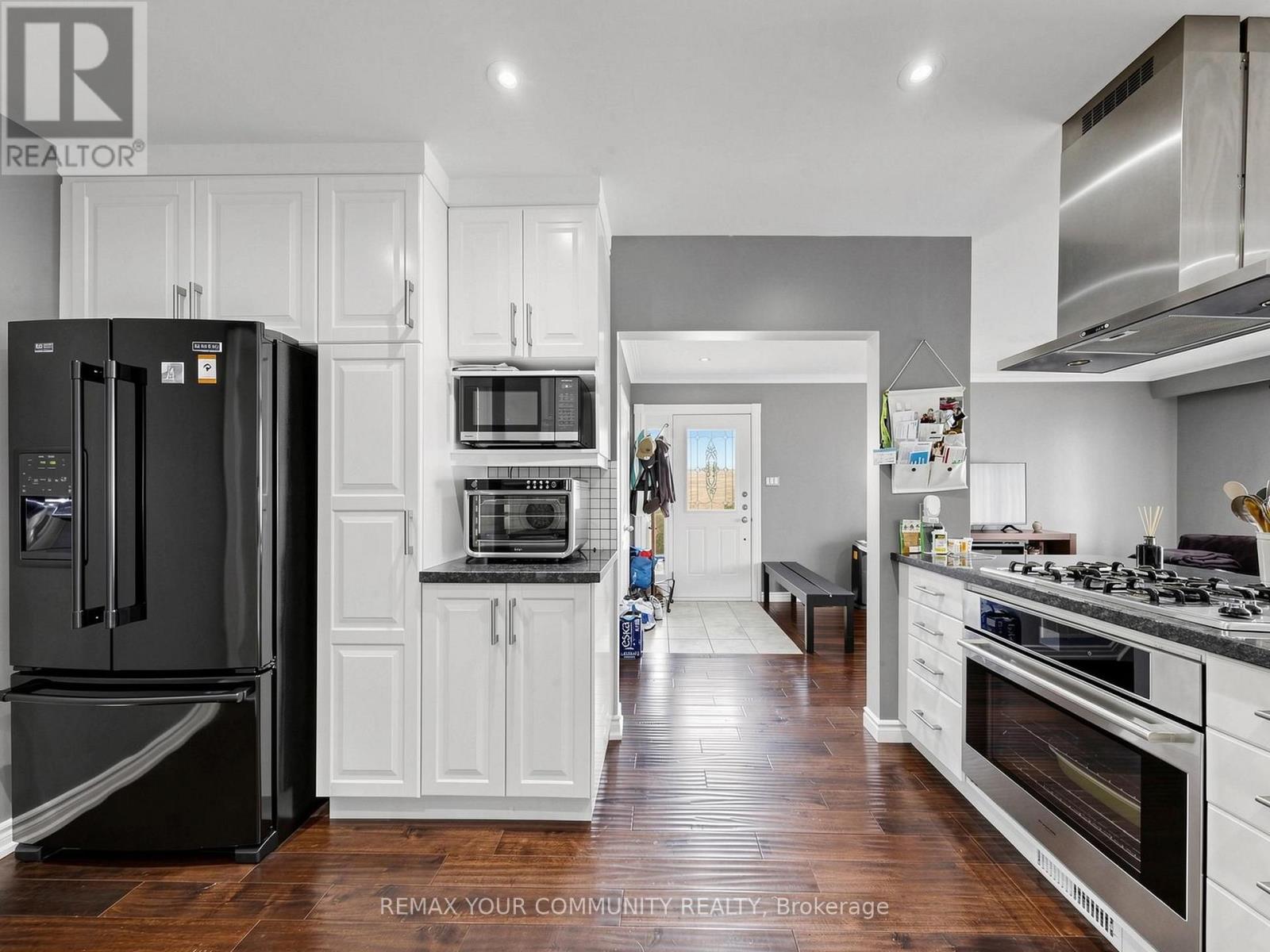 44 LEWISTON ROAD - 13