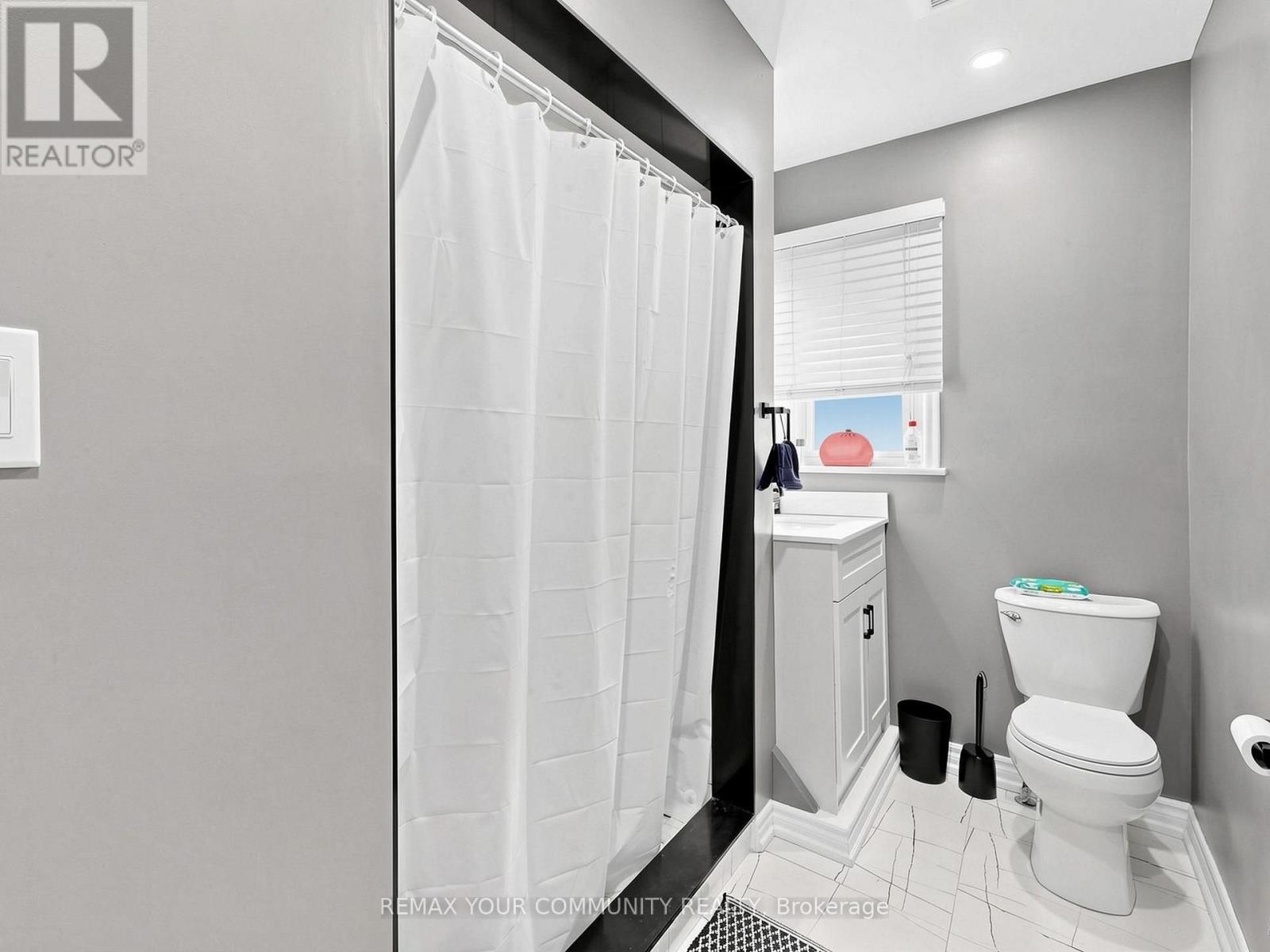 44 LEWISTON ROAD - 27