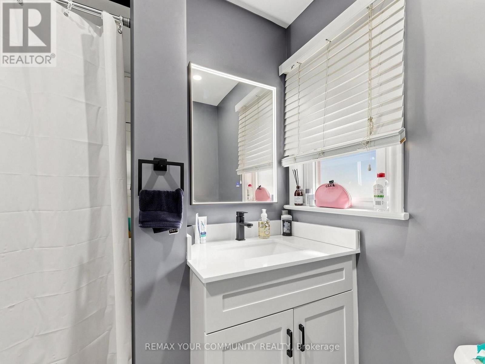 44 LEWISTON ROAD - 28