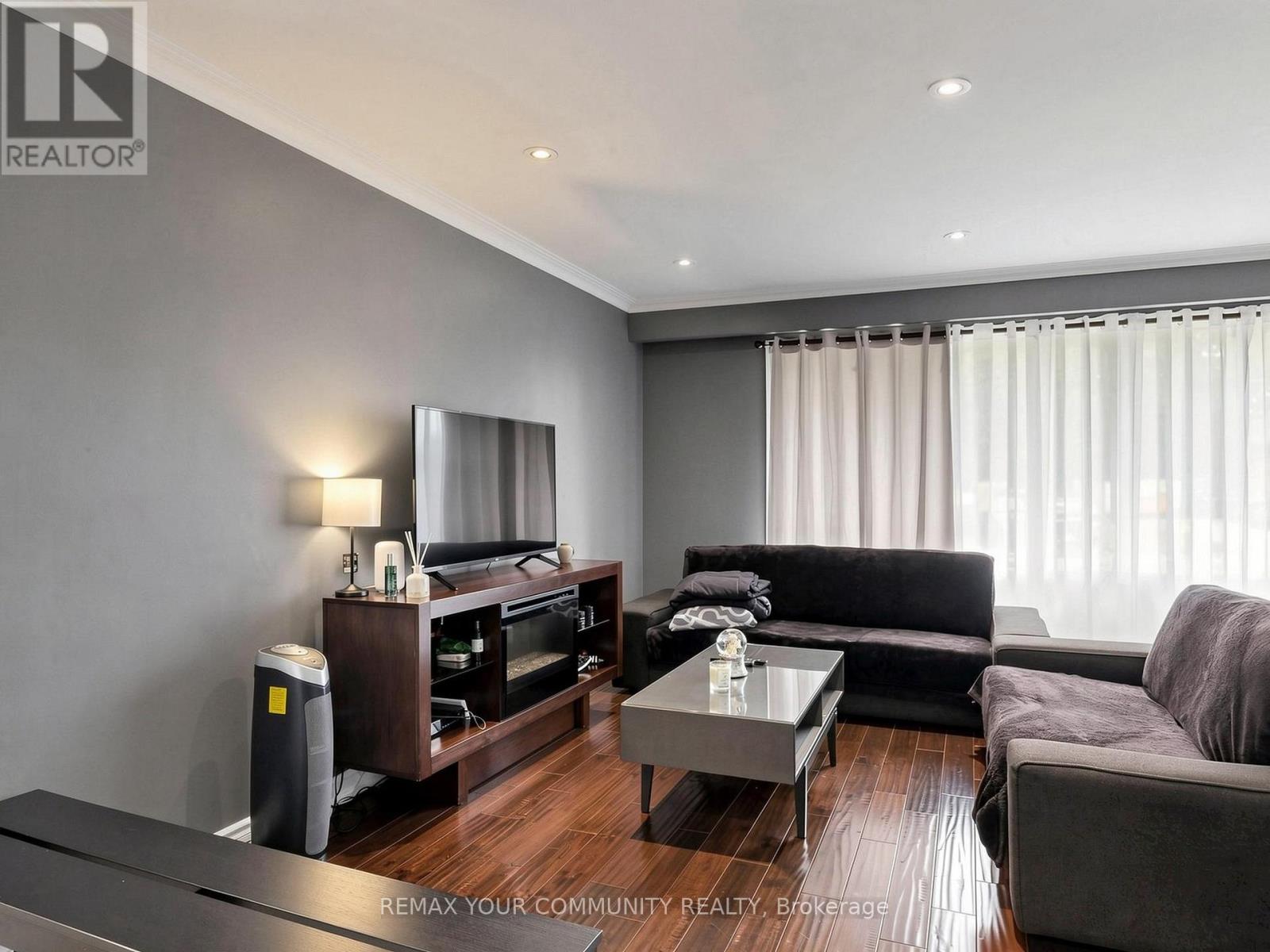 44 LEWISTON ROAD - 8