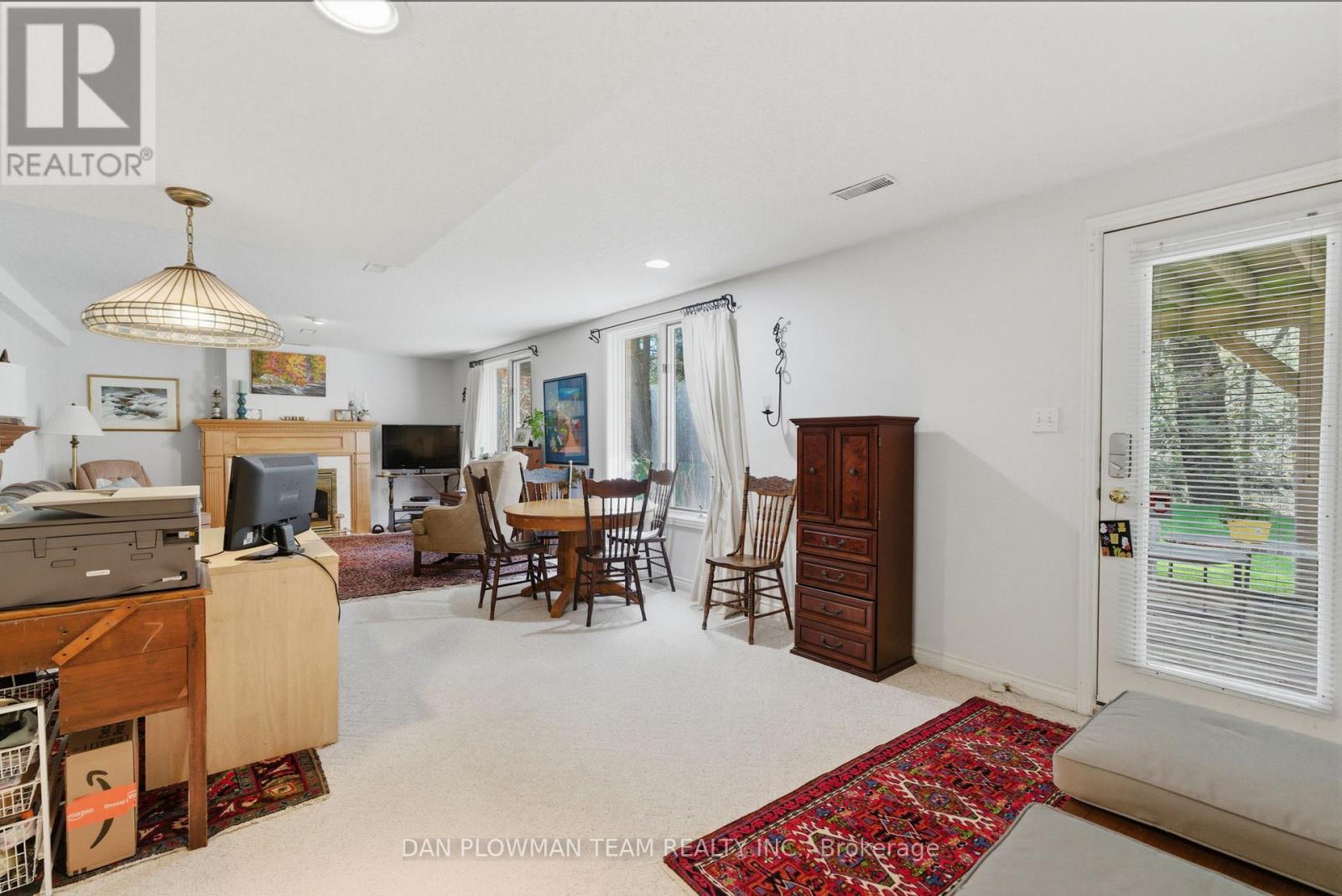 10 BARRINGTON PLACE - 24