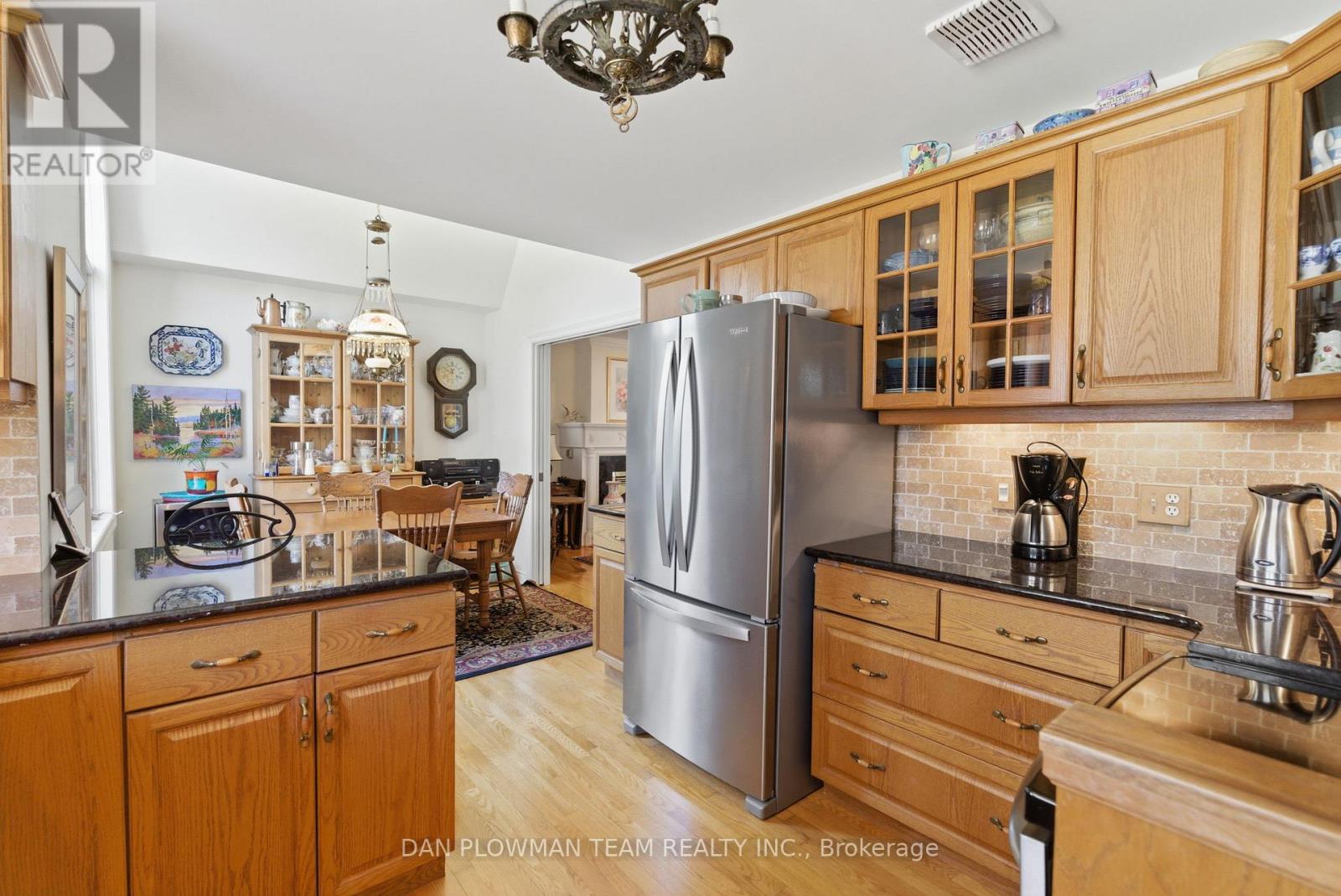 10 BARRINGTON PLACE - 6