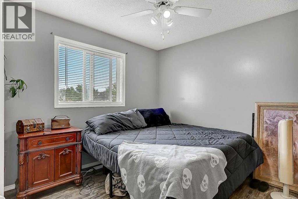 9748 123 Avenue - 16