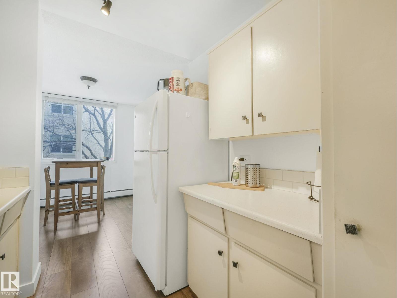 #406 9816 112 ST NW - 19