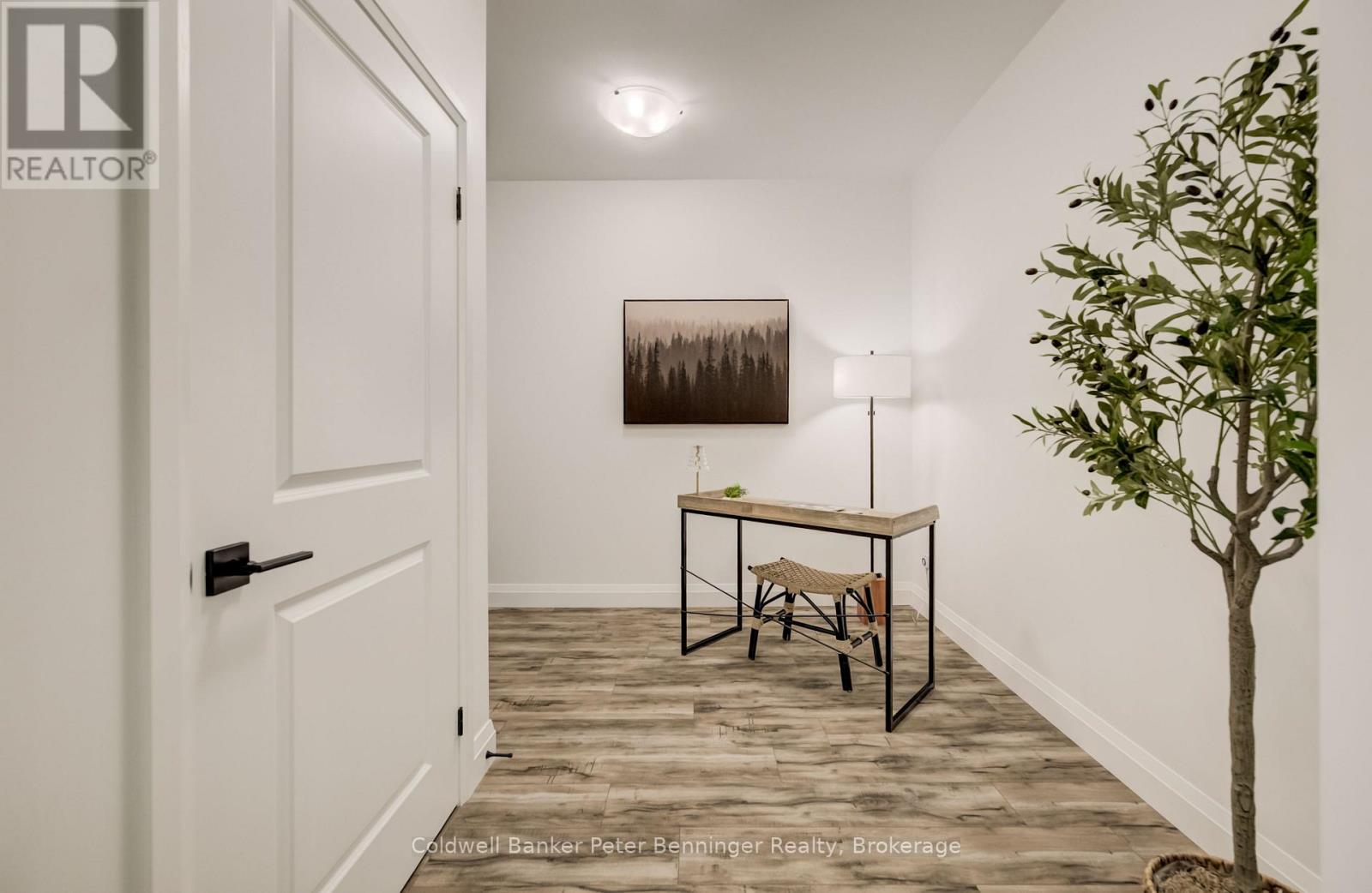 #104 332 GOSLING GARDENS - Image 24