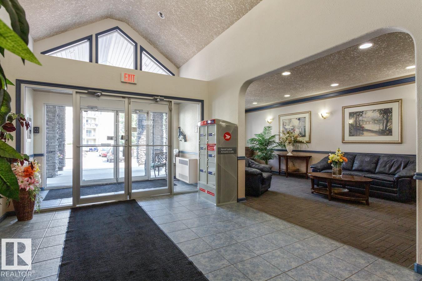 #117 16303 95 ST NW - Image 27