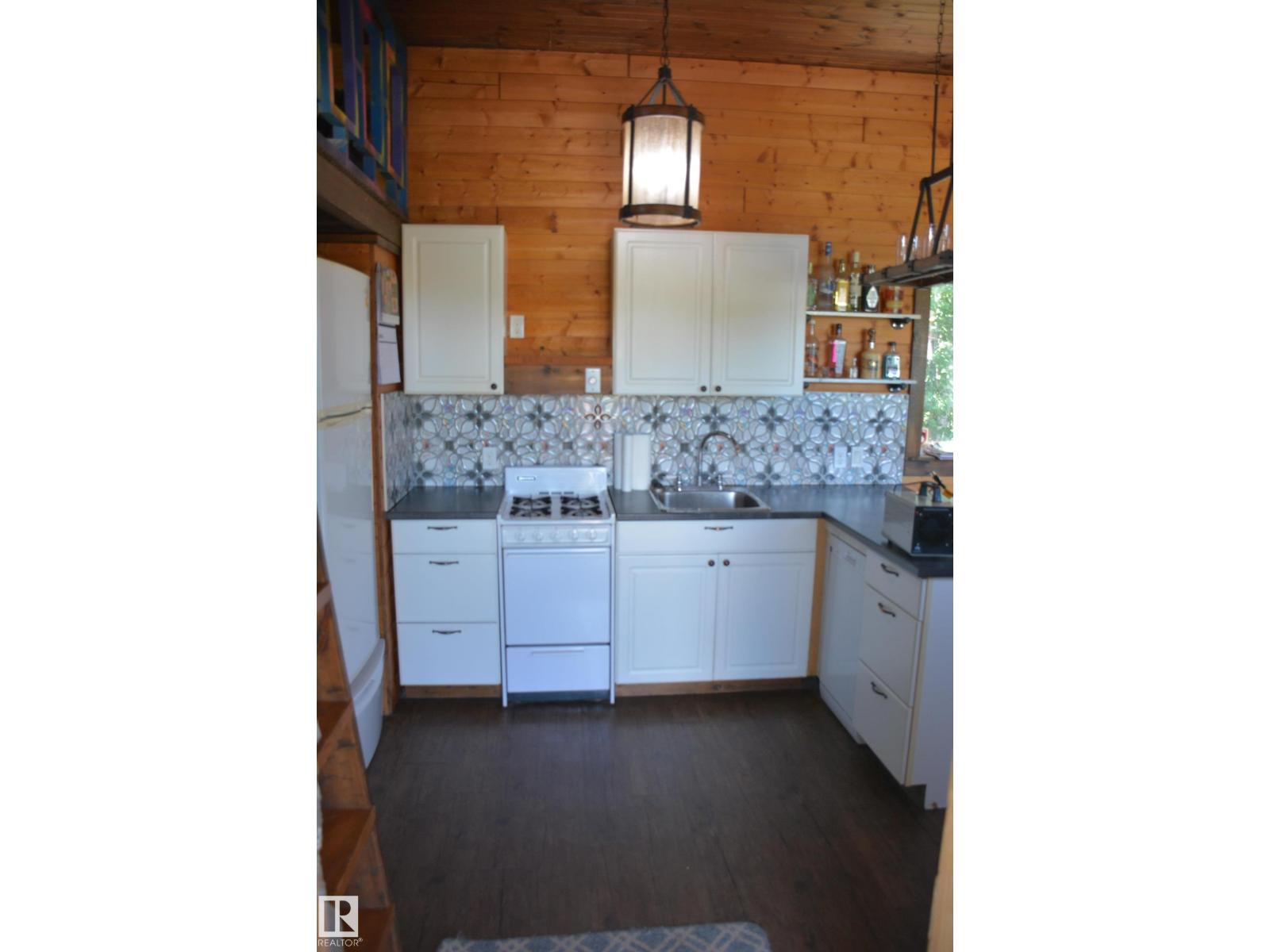 5102 Twp Rd 602 - 22
