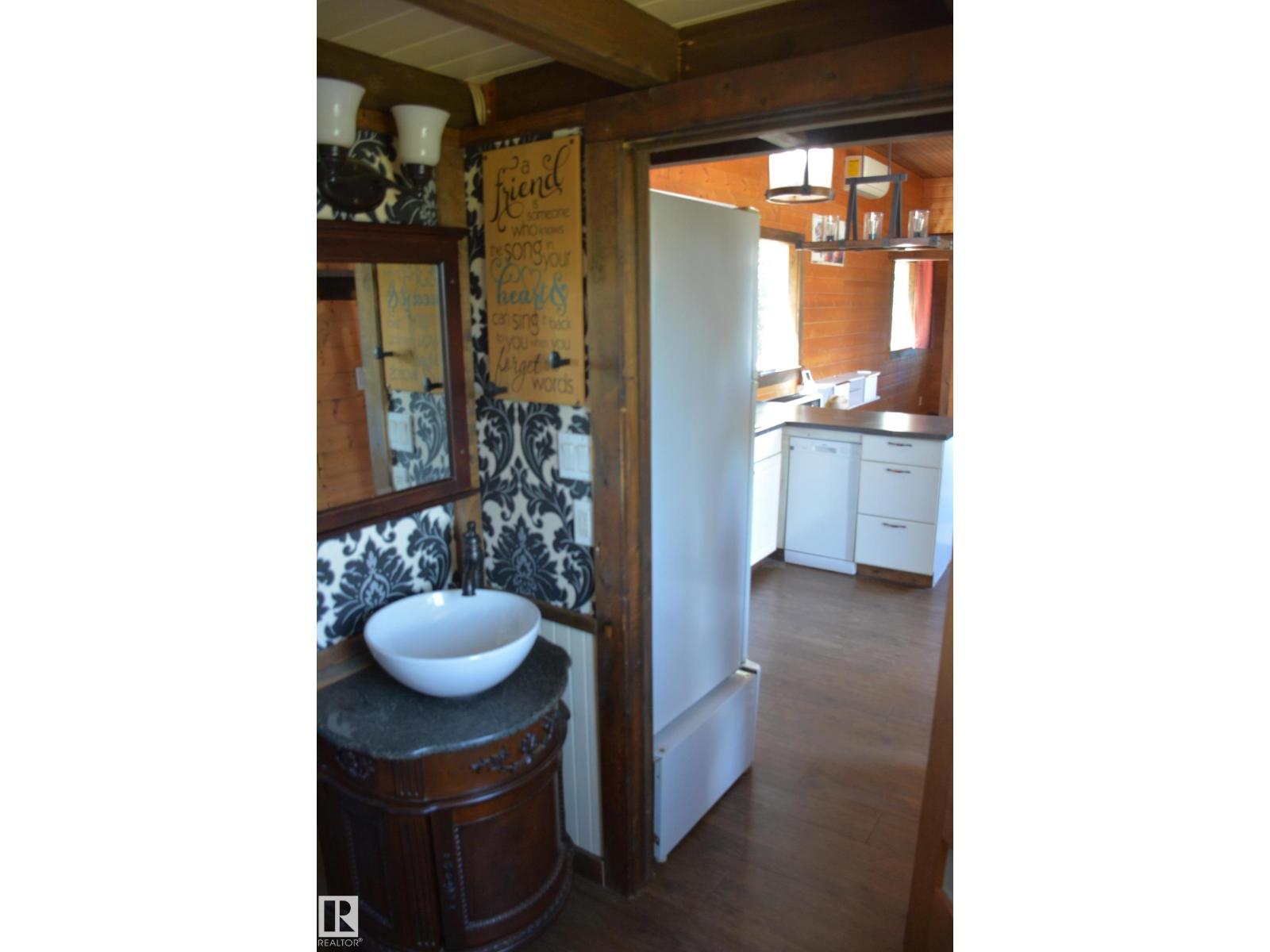 5102 Twp Rd 602 - 32