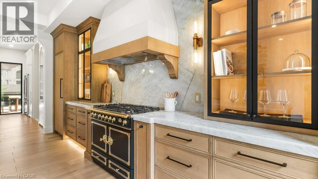 2 BRIDLEWOOD Crescent - 11
