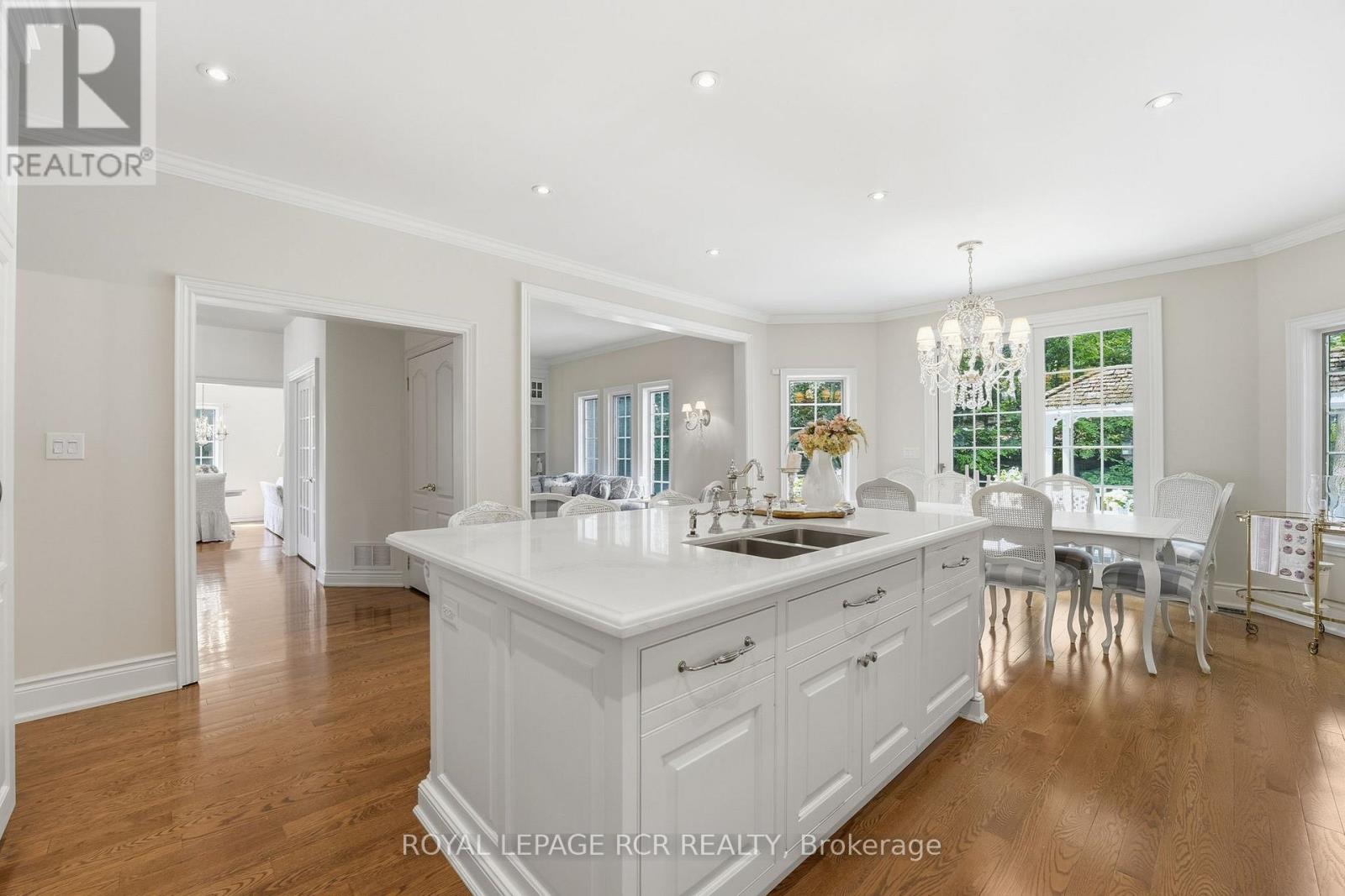 193 SHERWOOD PLACE - 12