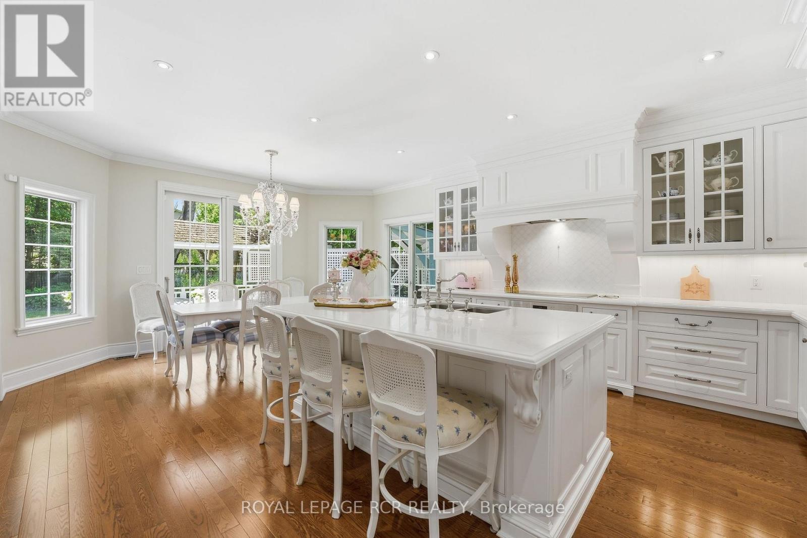 193 SHERWOOD PLACE - 8