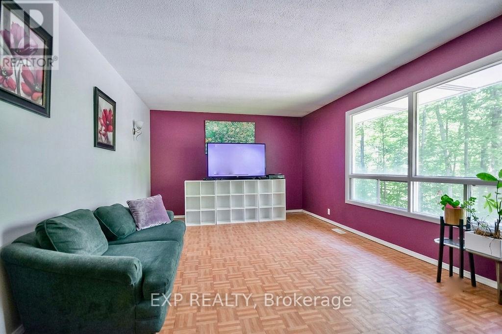 915 VINDIN STREET - 5