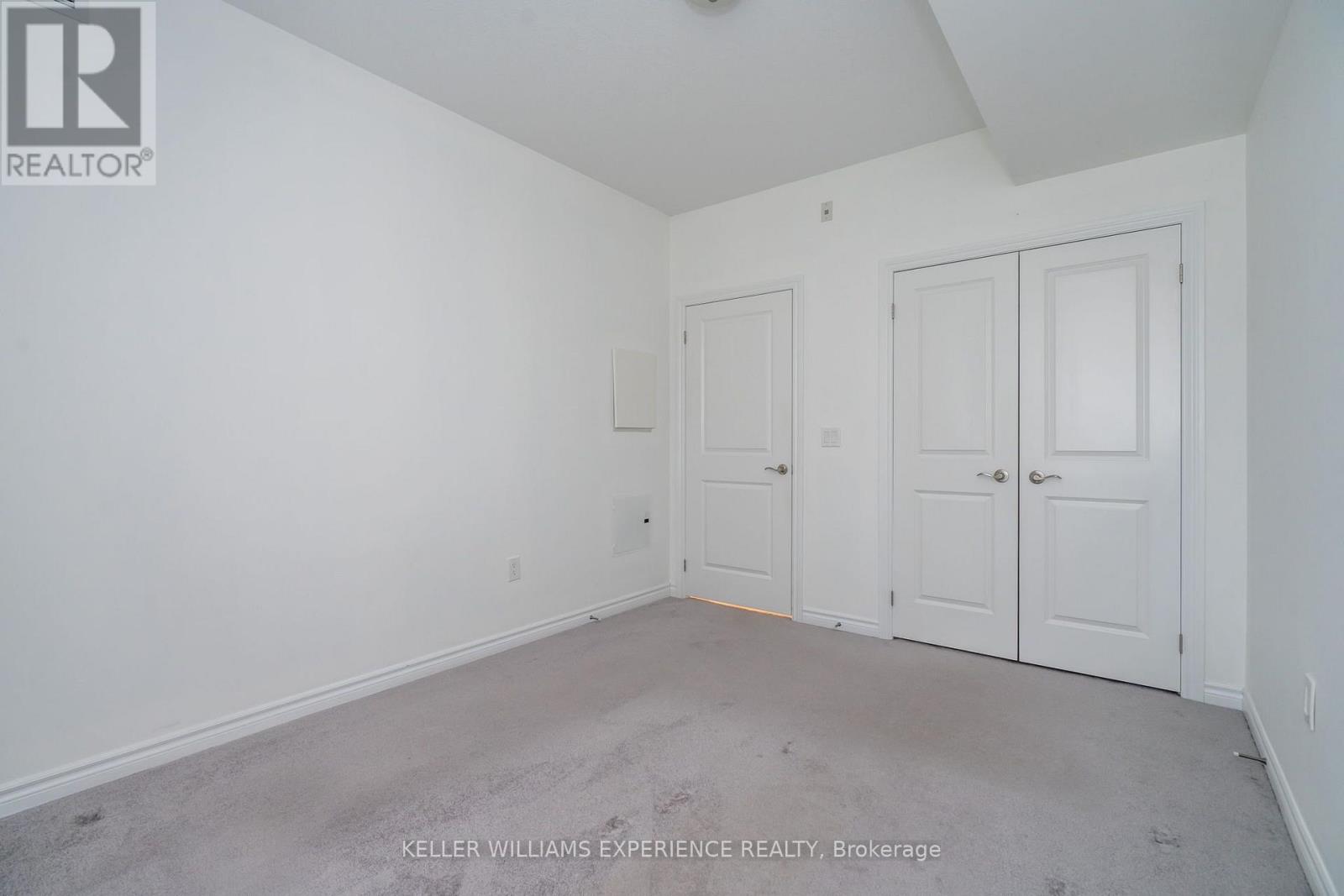 #103 19B YONGE STREET N - 18