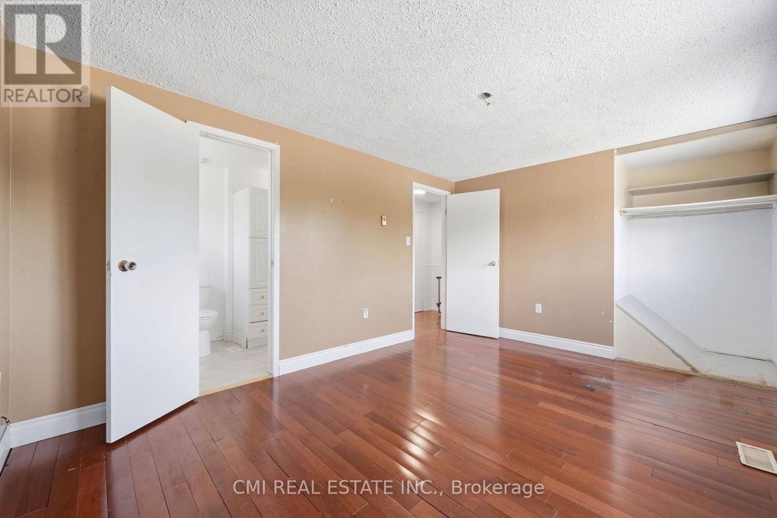 1 MCCUAIG COURT - 20