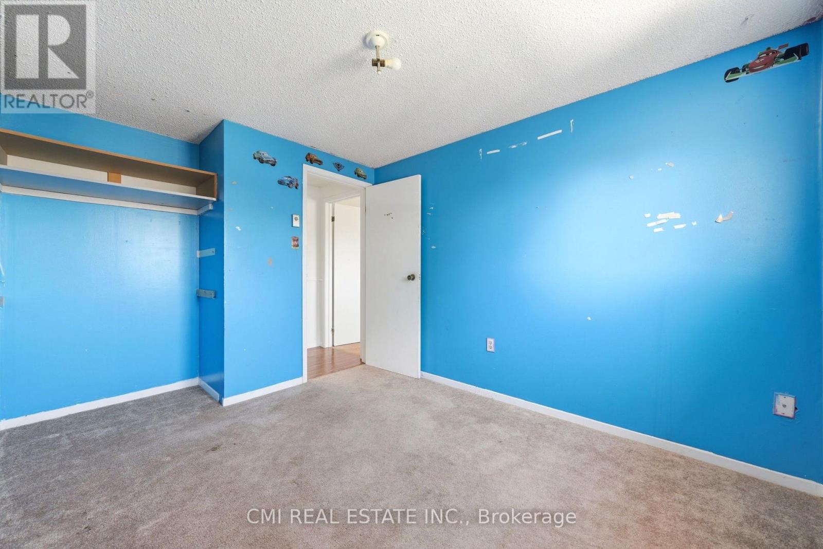 1 MCCUAIG COURT - 22