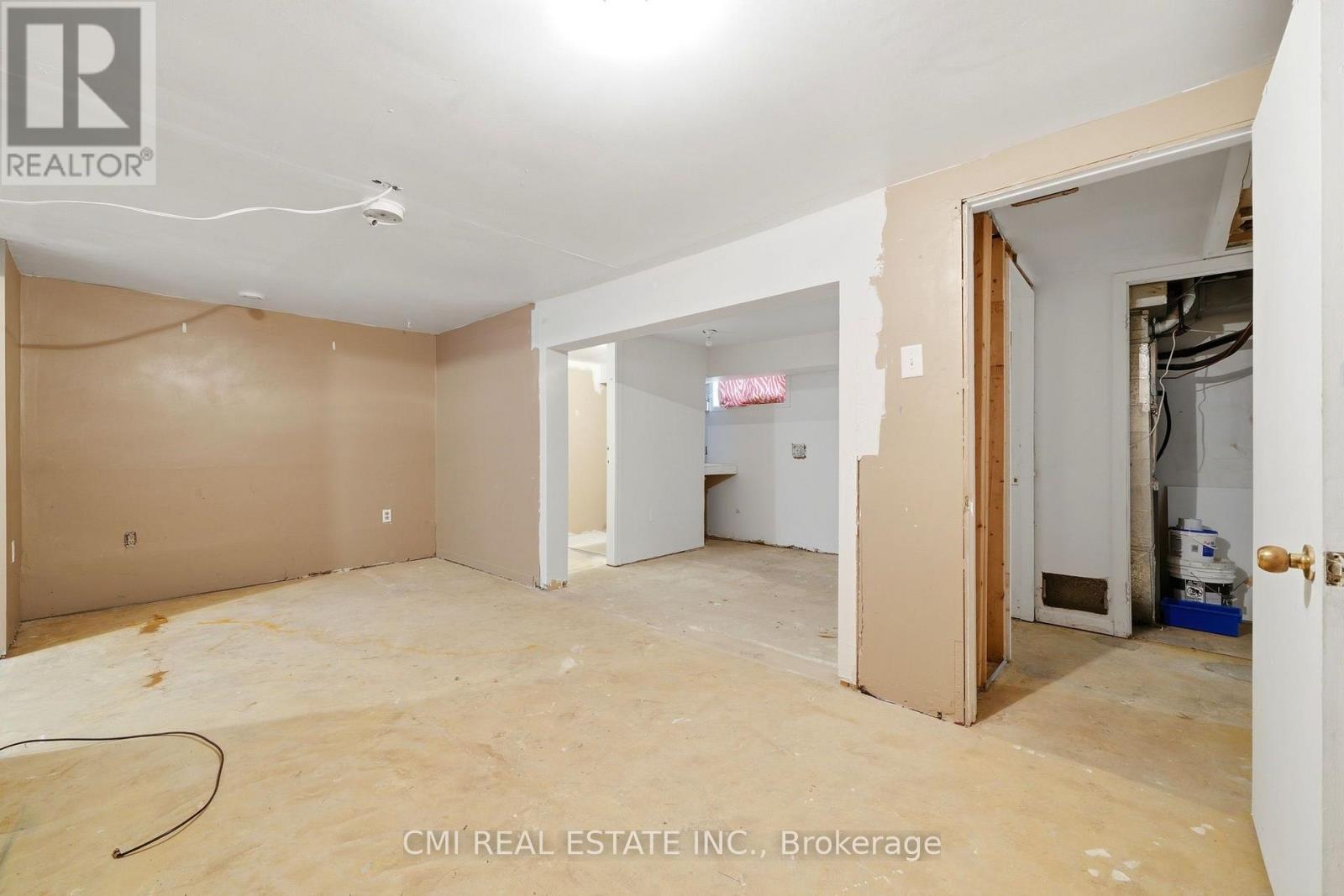 1 MCCUAIG COURT - 29