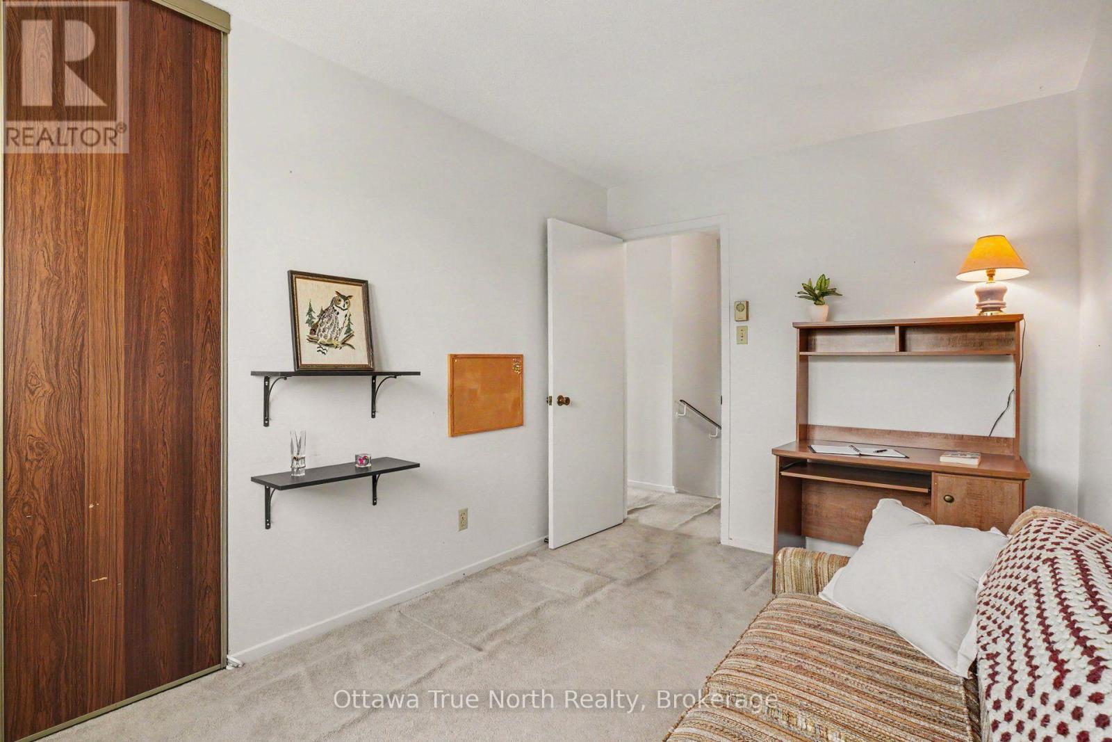 180 EDWARD STREET S - 23
