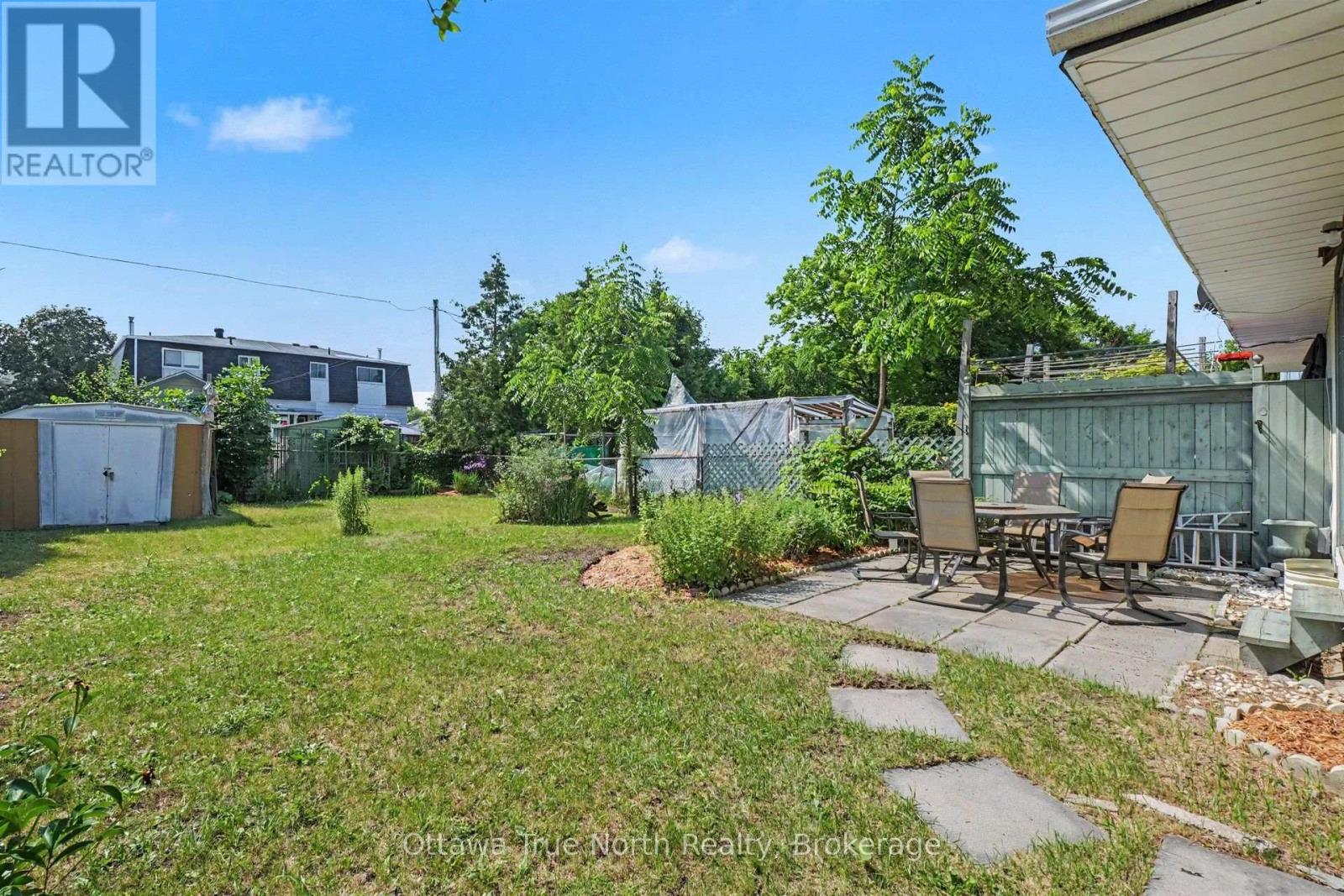180 EDWARD STREET S - 28