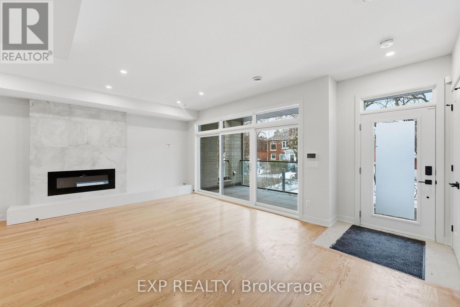 B – 512 ROOSEVELT AVENUE, Ottawa. Luxury613. By Peter Sagos - Image 12