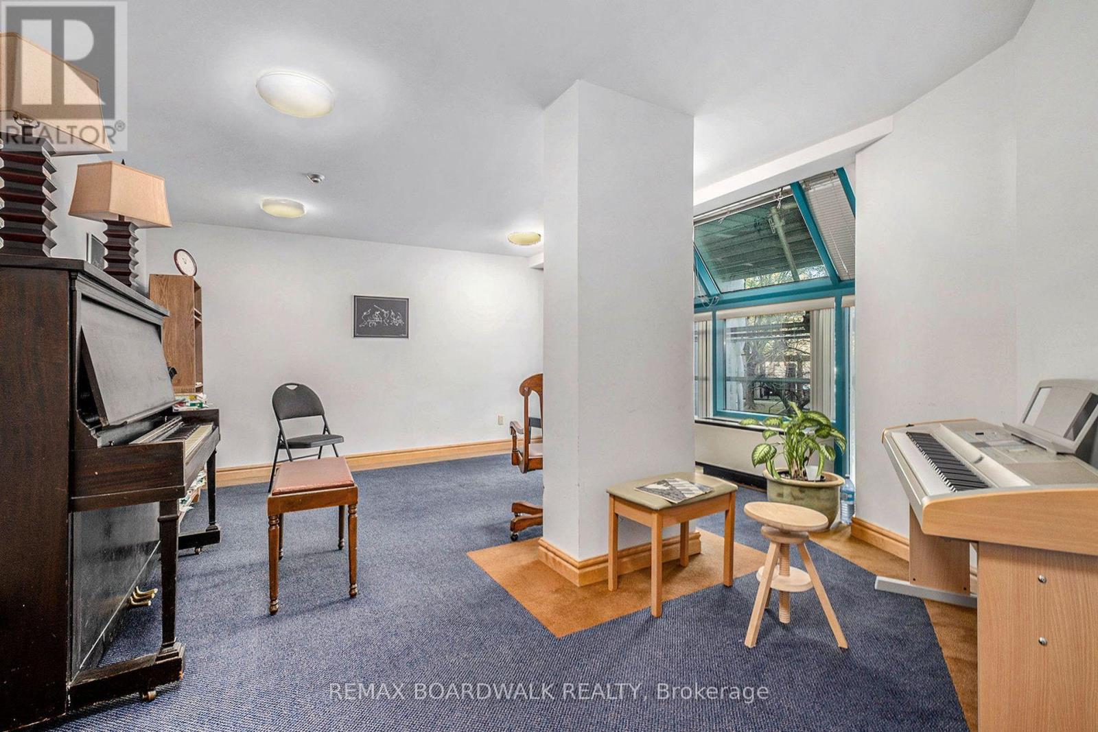 210 – 1025 GRENON AVENUE, Ottawa. Luxury613. By Peter Sagos - Image 26