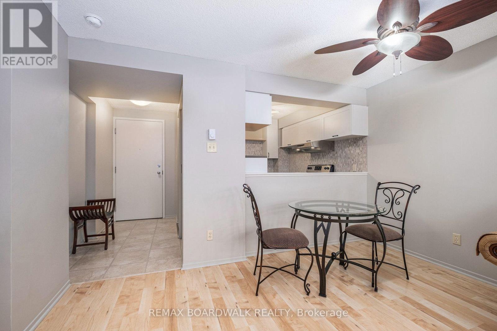 210 – 1025 GRENON AVENUE, Ottawa. Luxury613. By Peter Sagos - Image 8