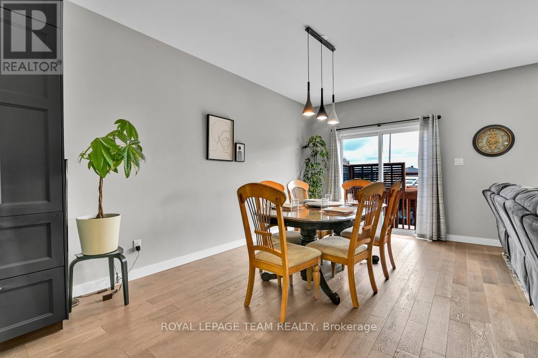 203 FILION STREET - 10