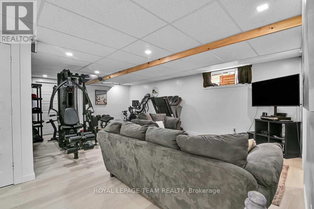 203 FILION STREET - 20
