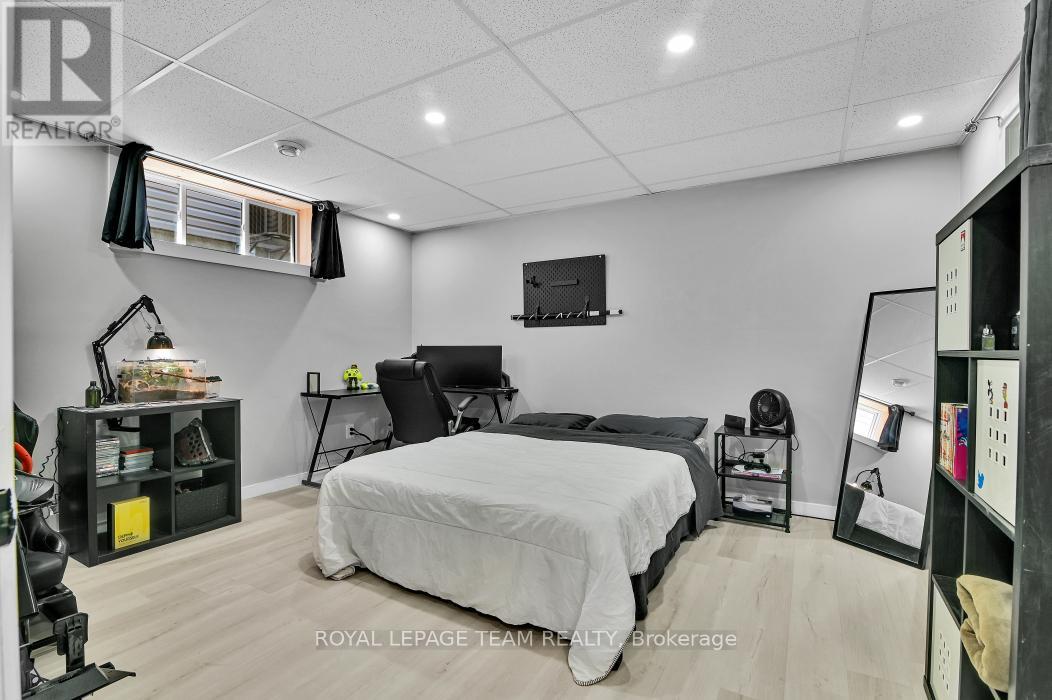 203 FILION STREET - 24