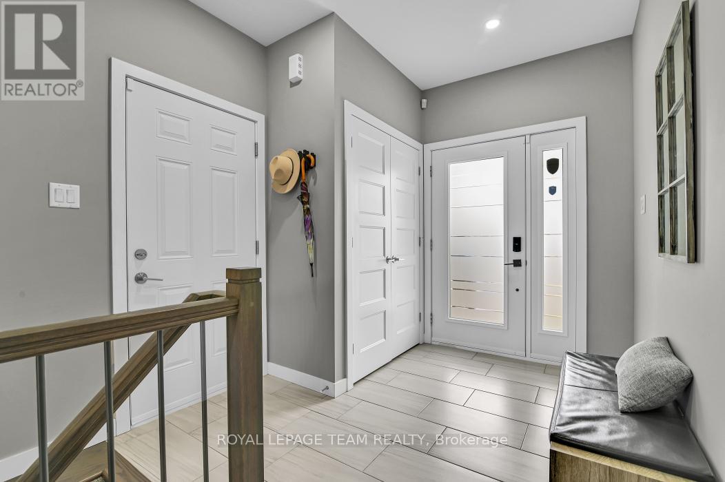 203 FILION STREET - 4