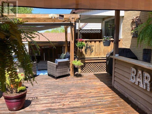 5681 MORSE AVENUE - 16