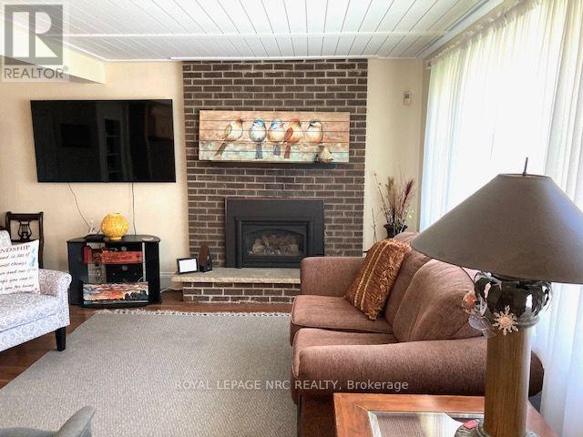 5681 MORSE AVENUE - 4