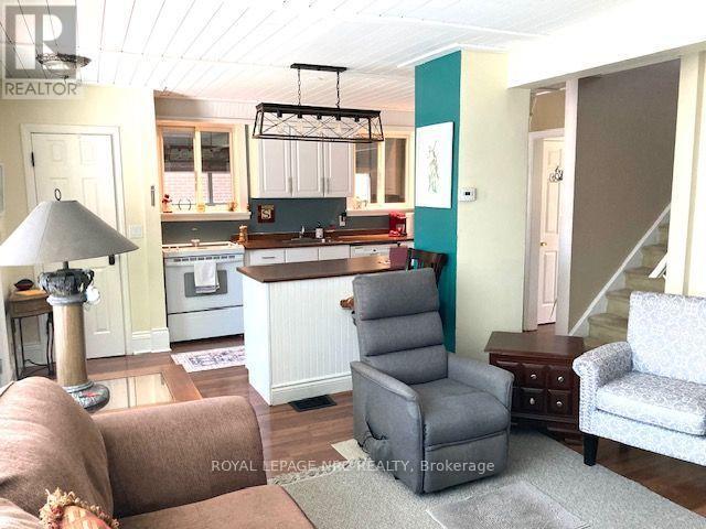 5681 MORSE AVENUE - 5