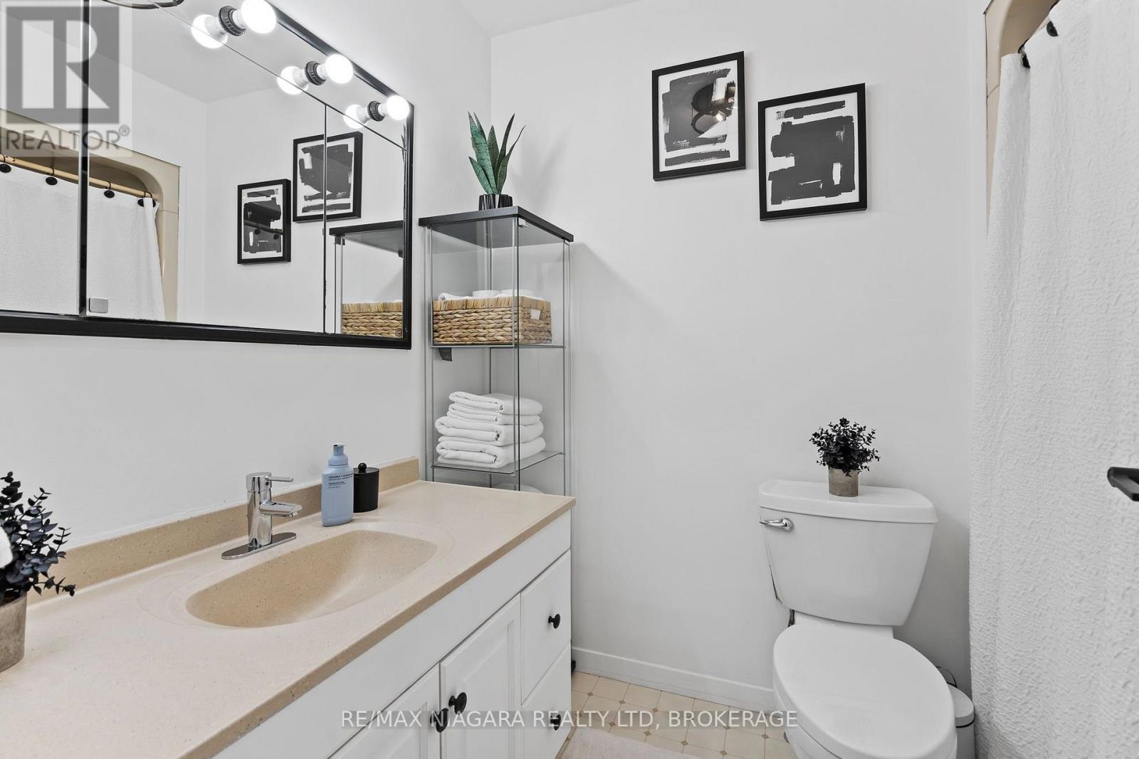 92 DELHI STREET - Image 15