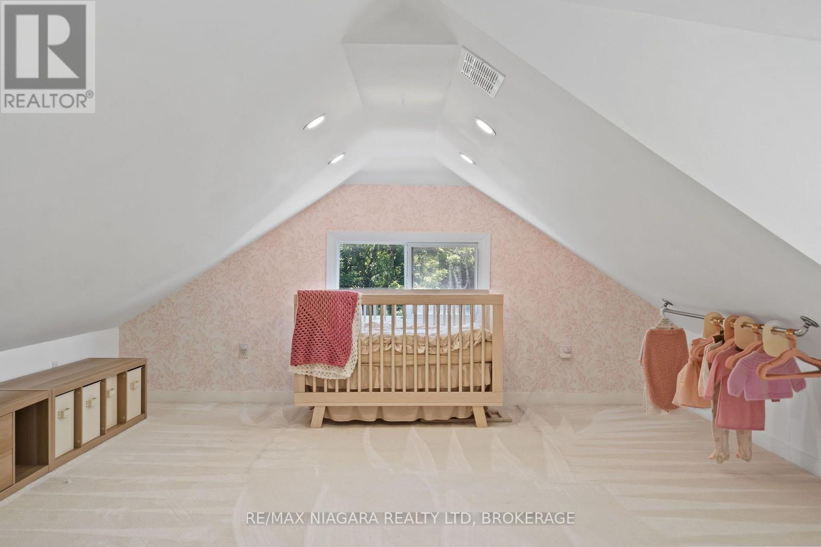 92 DELHI STREET - Image 18