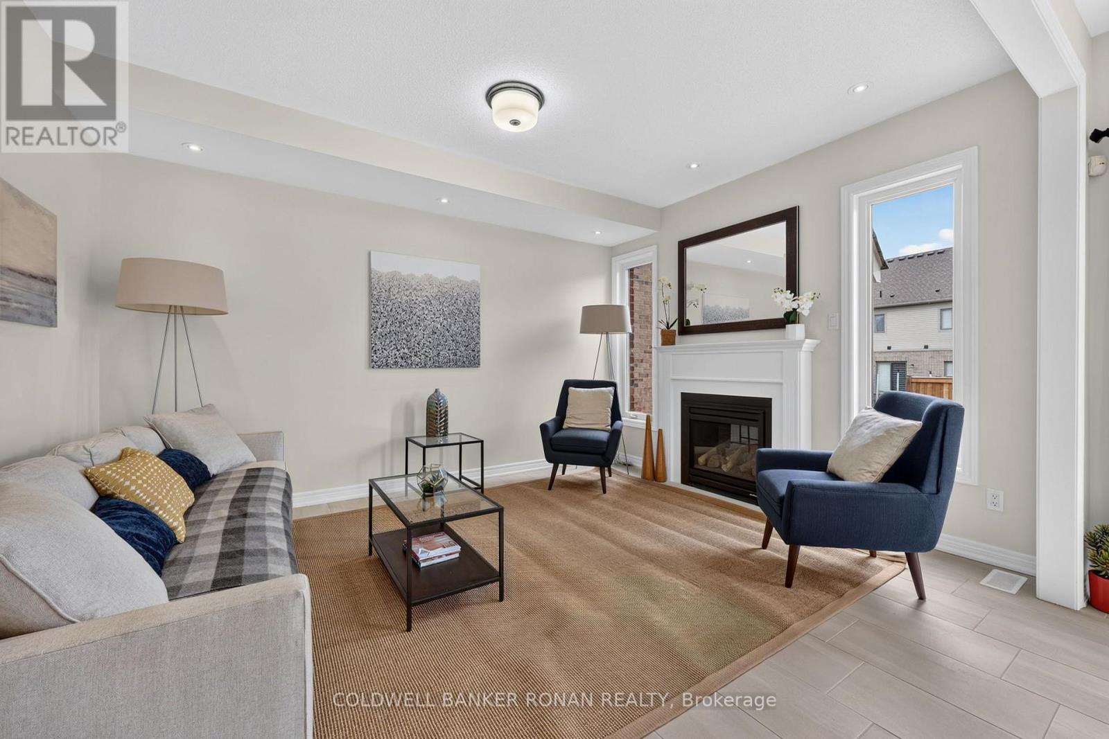 120 LORNE THOMAS PLACE - 18