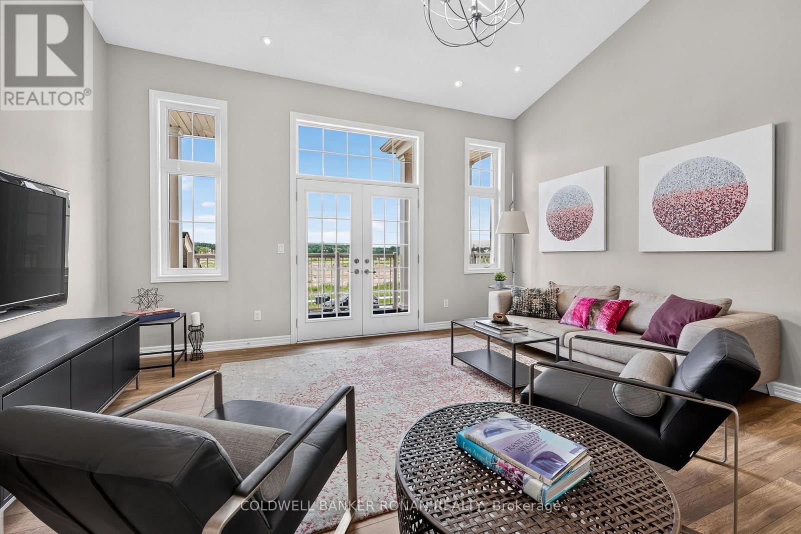 120 LORNE THOMAS PLACE - 21