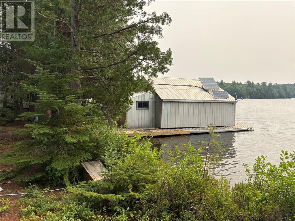 0 Lake Panache - 36