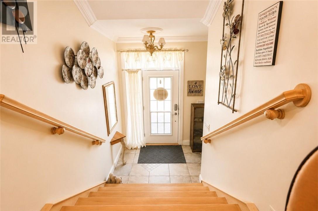 4560 Chenier - Image 20