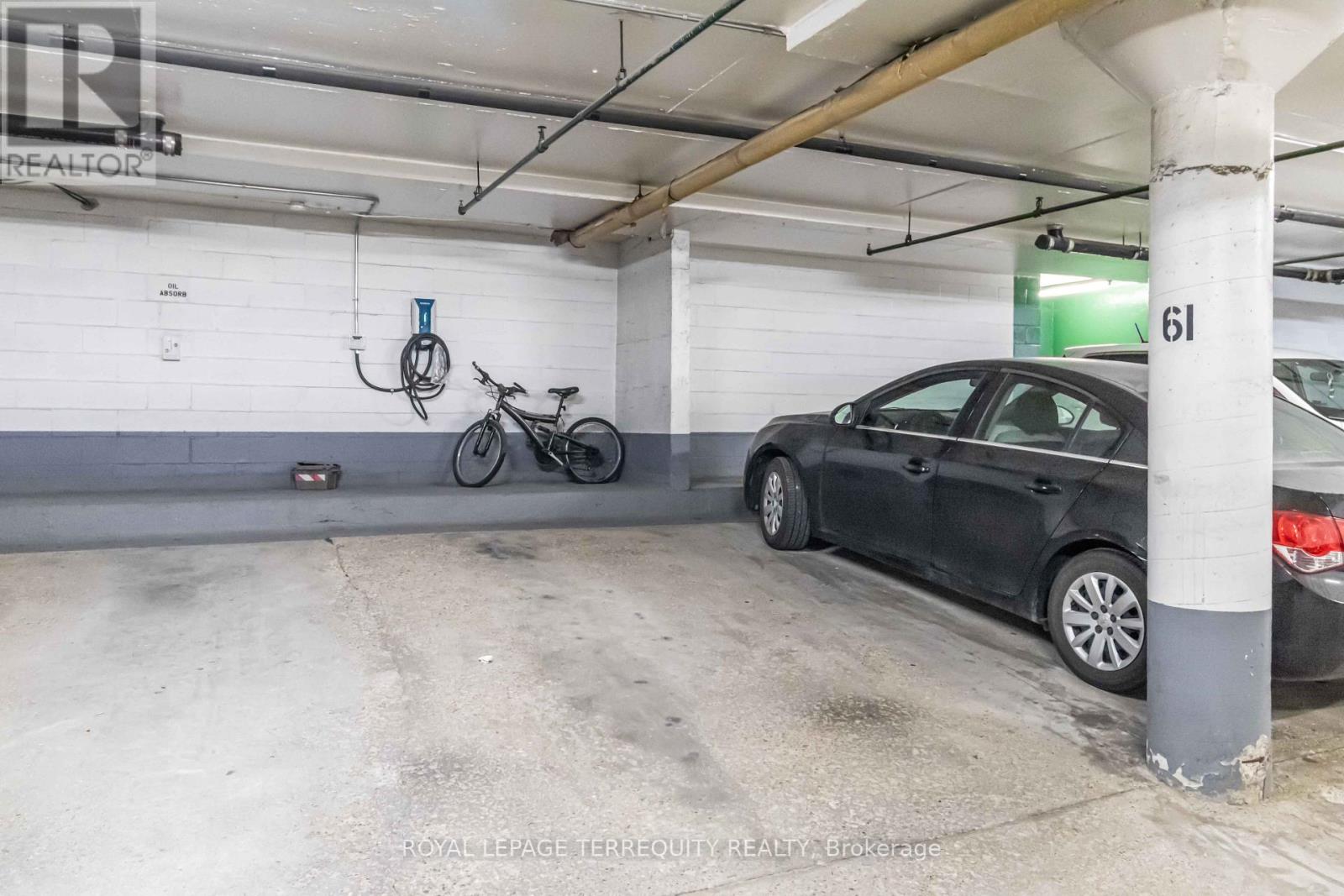 #46 1250 MISSISSAUGA VALLEY BOULEVARD - 32