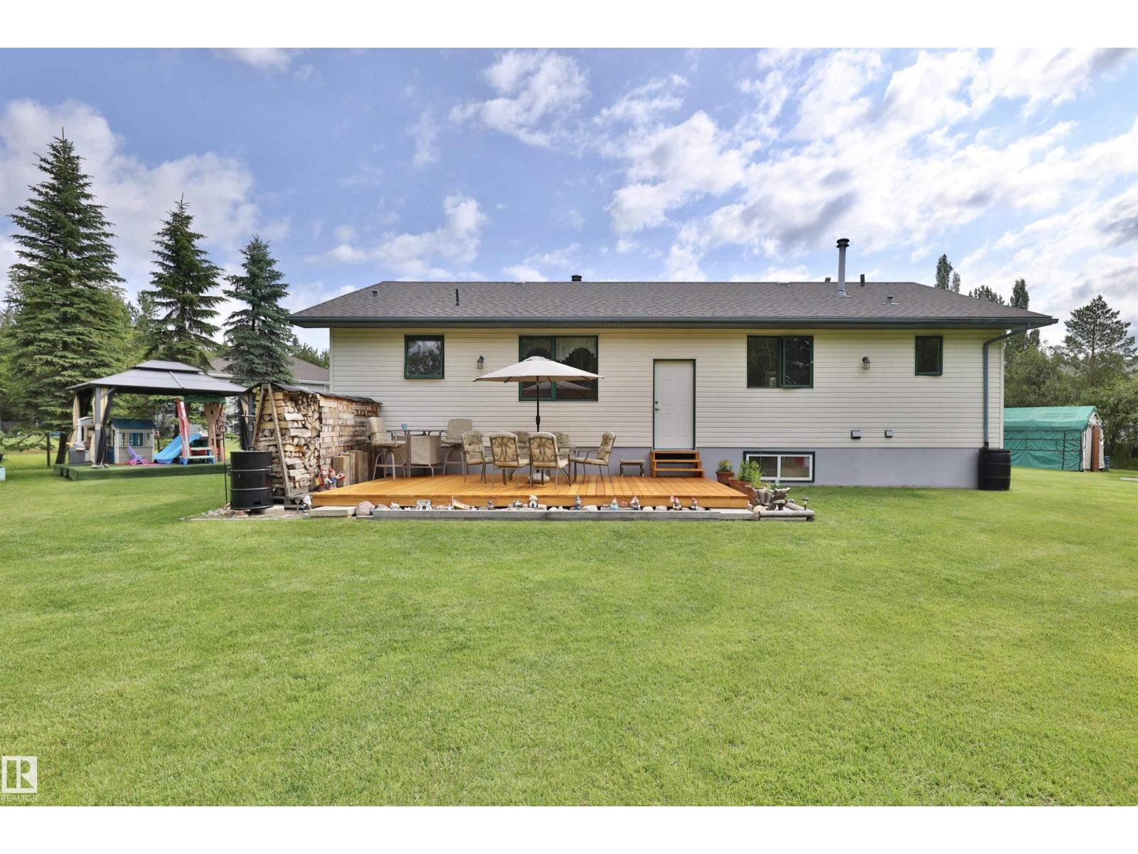 6801 51 ST - 15