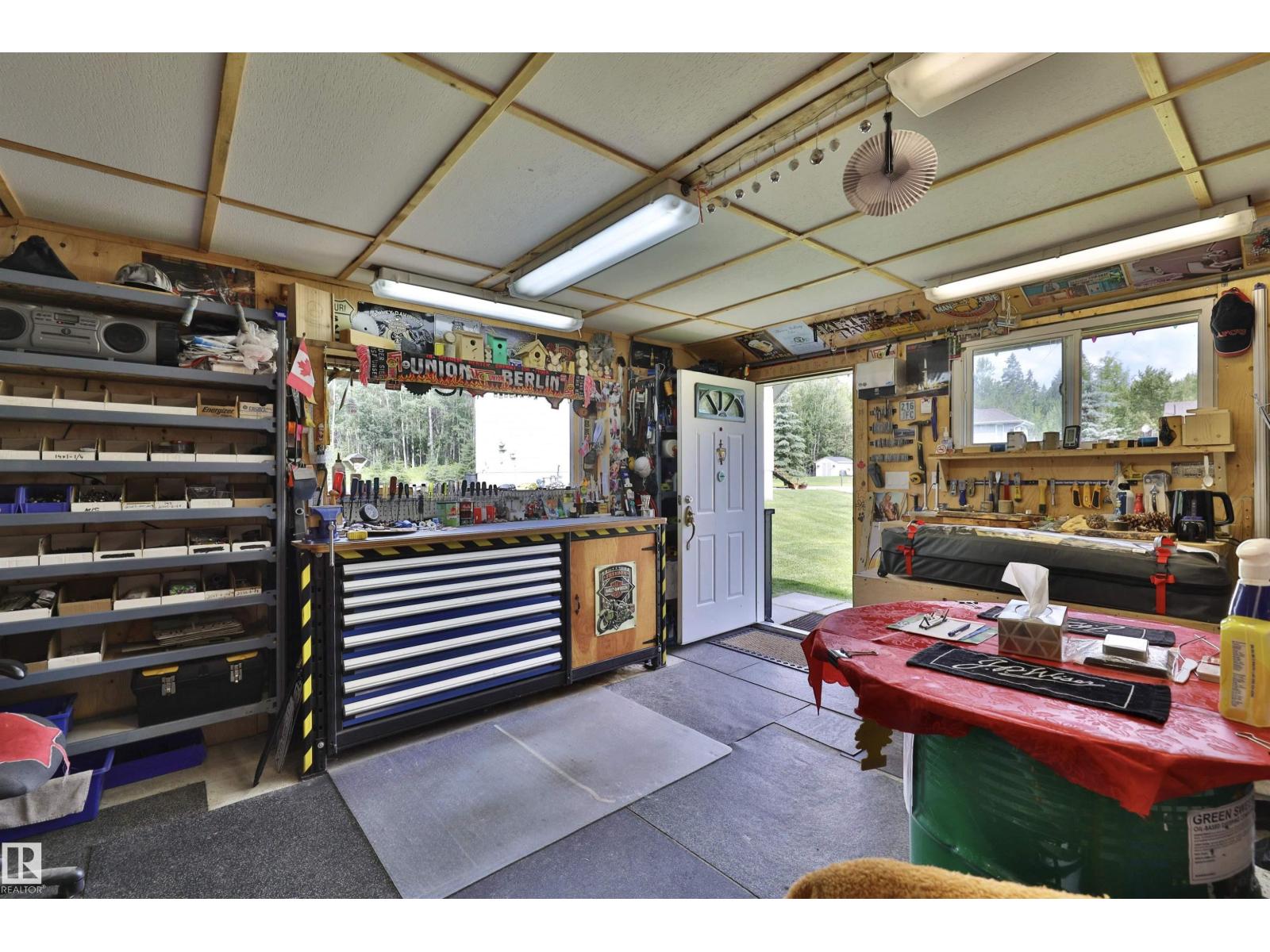 6801 51 ST - Image 9