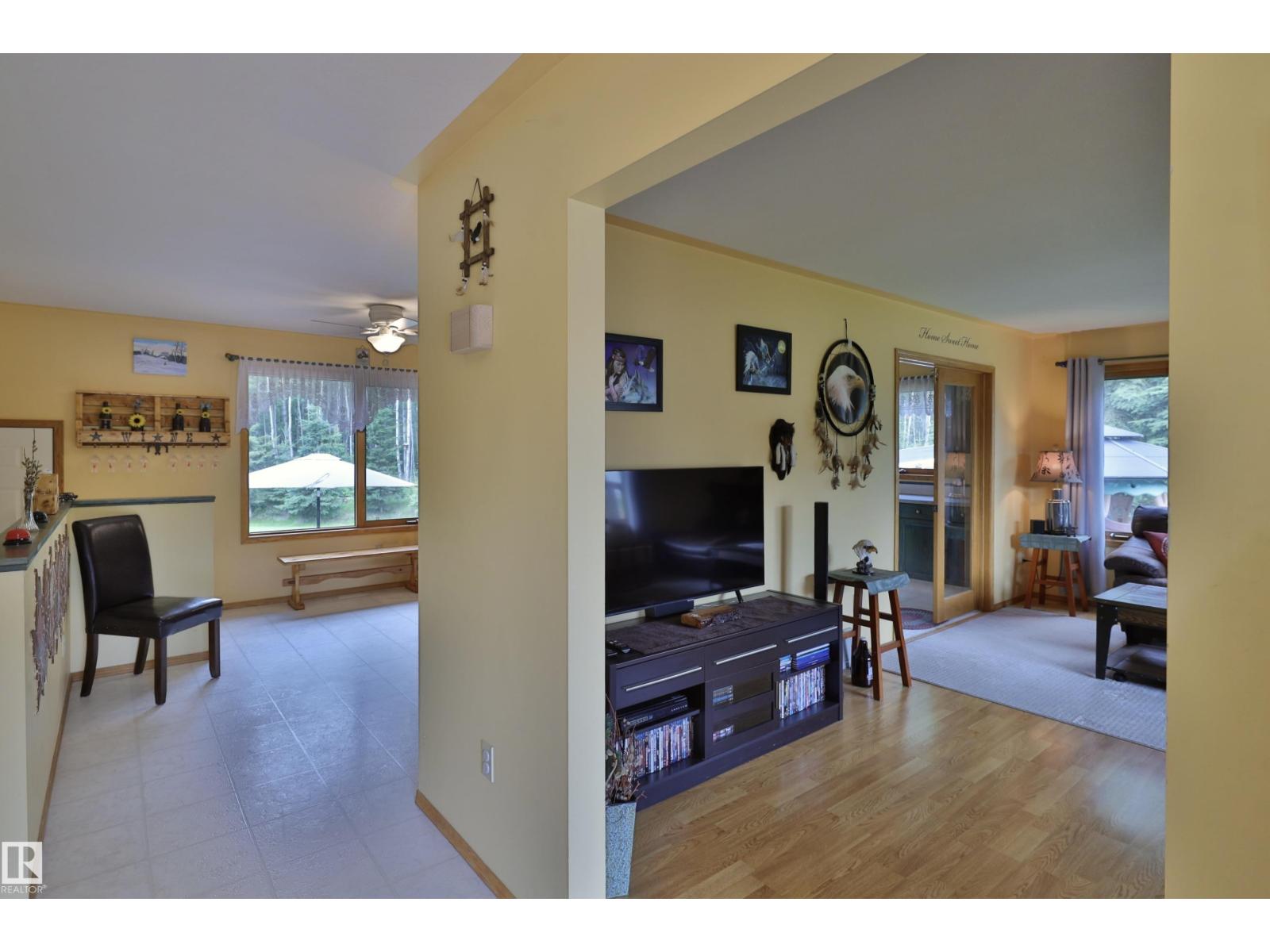 6801 51 ST - 25