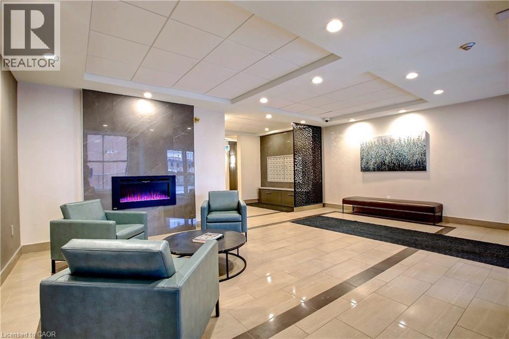 #303 102 BRONTE Road - 18