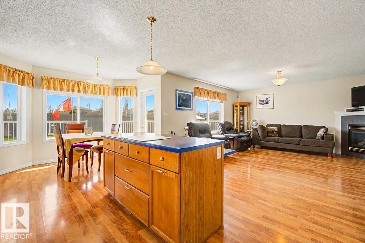 3203 23 ST NW - 15