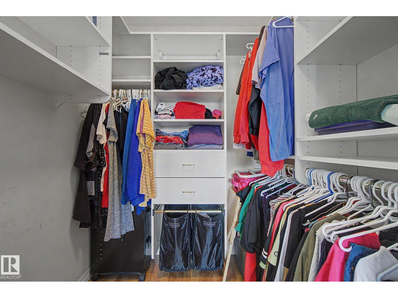 3203 23 ST NW - 44