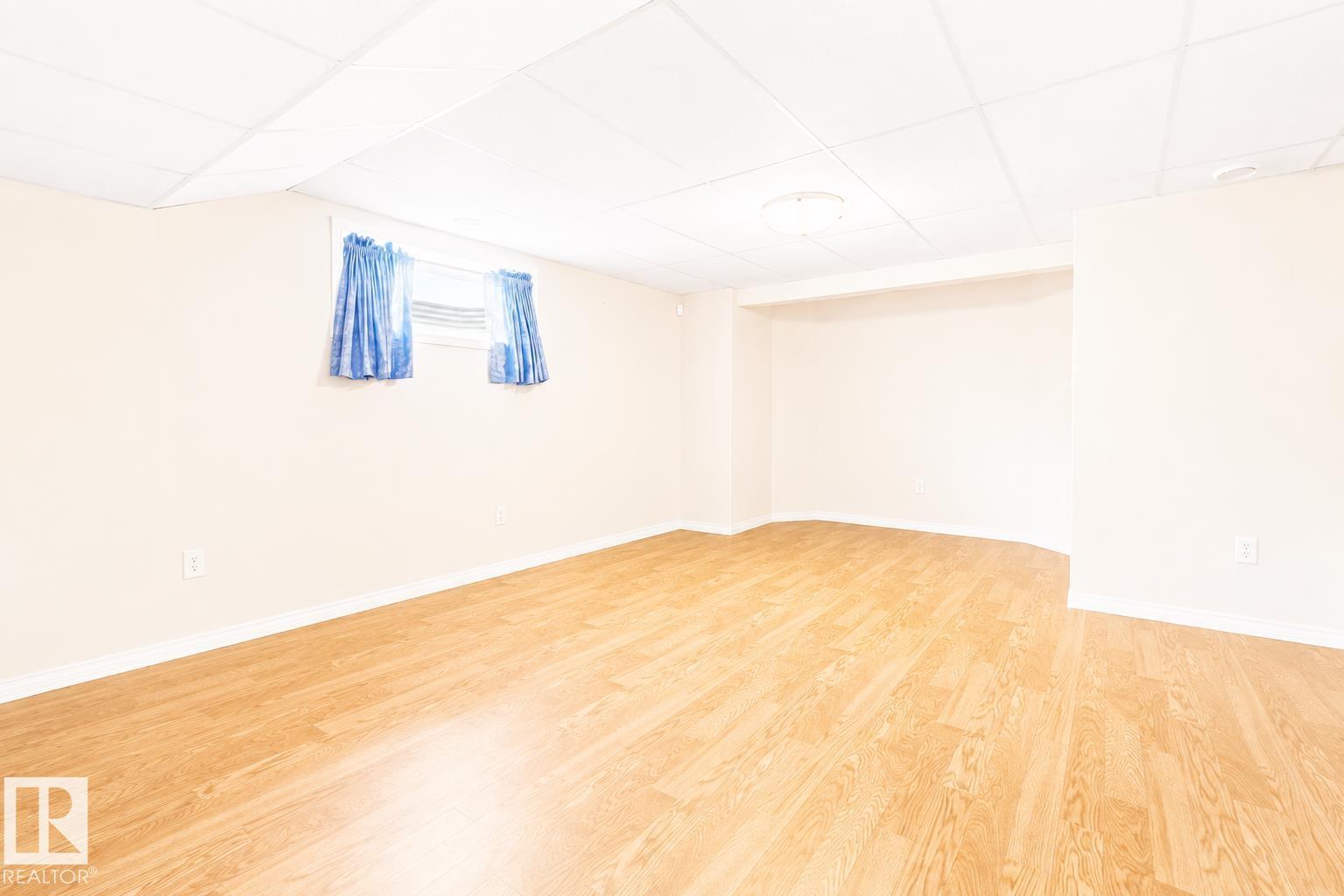 3203 23 ST NW - 59