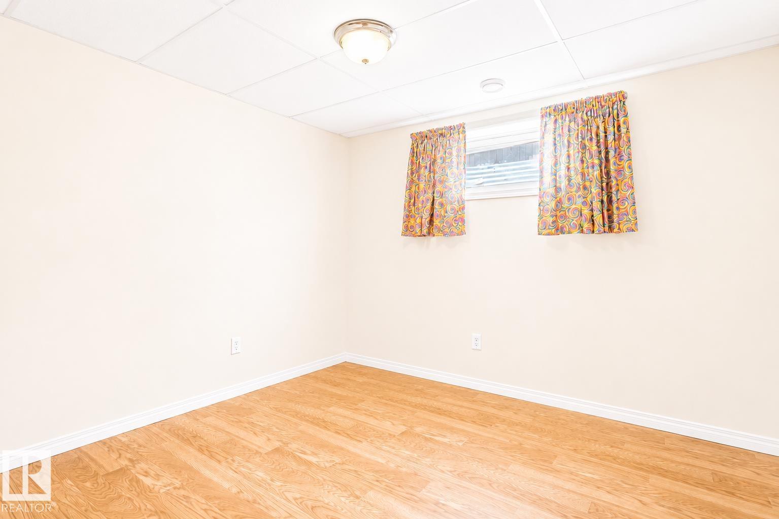 3203 23 ST NW - 64