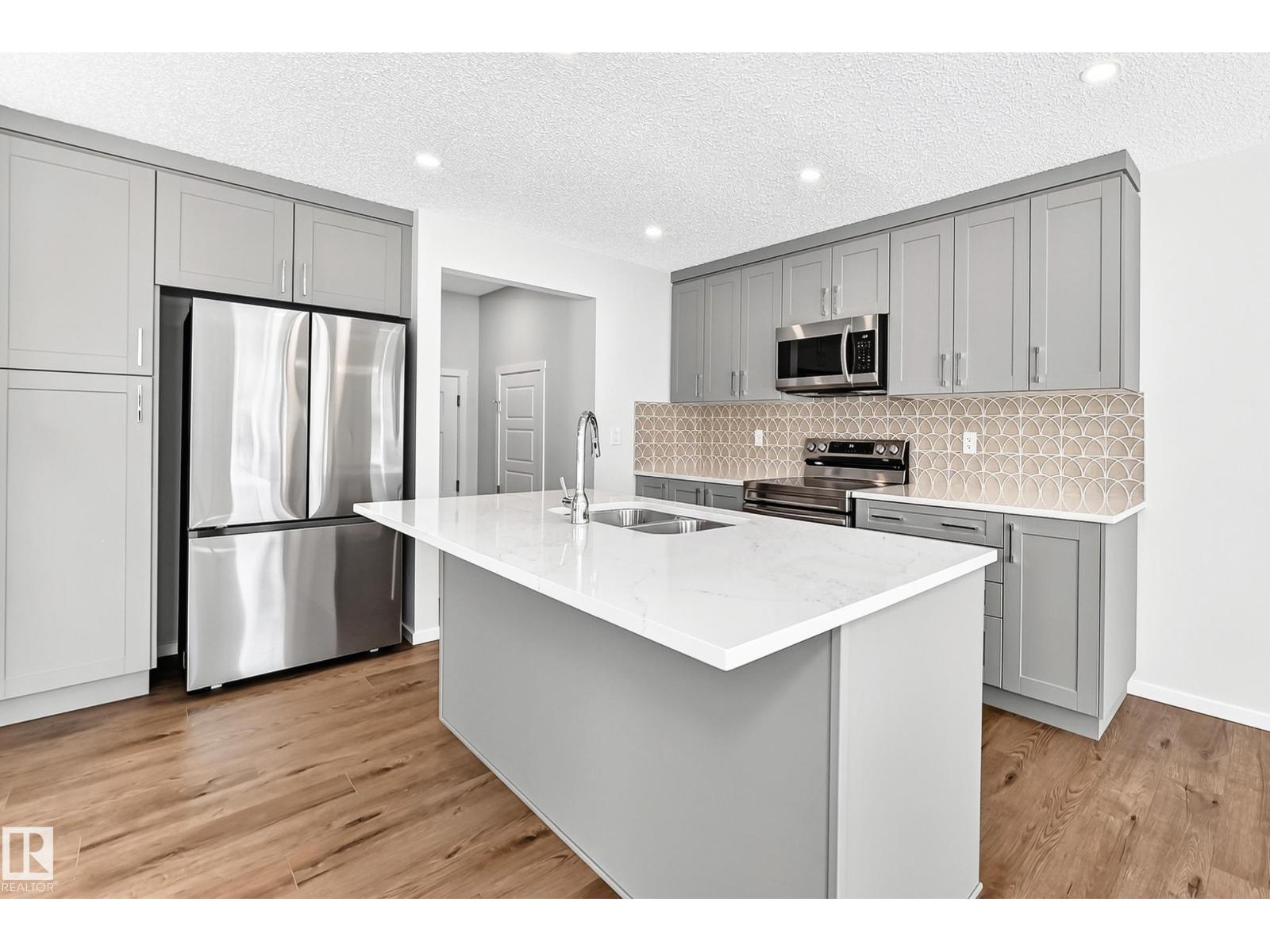 1061 Wolf Willow WY - 15