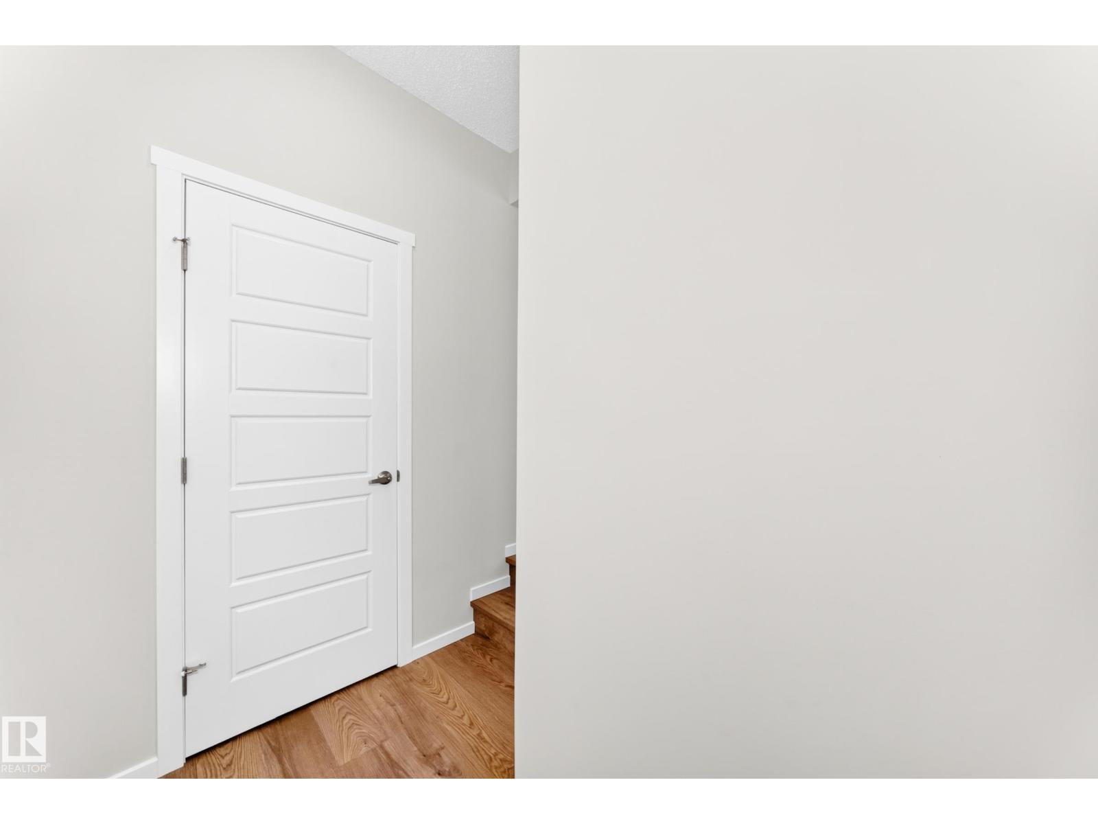 1061 Wolf Willow WY - 26
